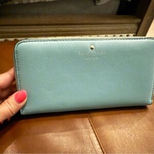 Kate Spade Blue Continental Wallet Sleek Design